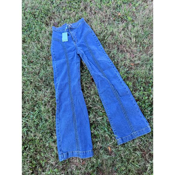 REVICE Denim - NWT Revice Denim Rolla Girl Flares size 29